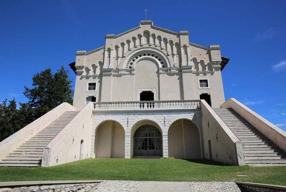 Il Santuario di Montecastello. Foto / Shutterstock.com
